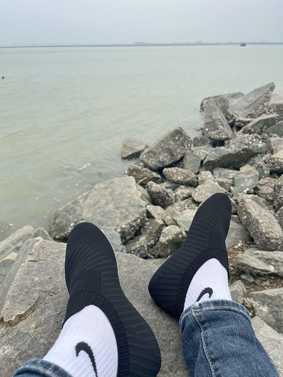 Lightweight Slip on Grip Indoor House Slippers Barefoot Non Slip Home Exercise Yoga Shoes for Men Women